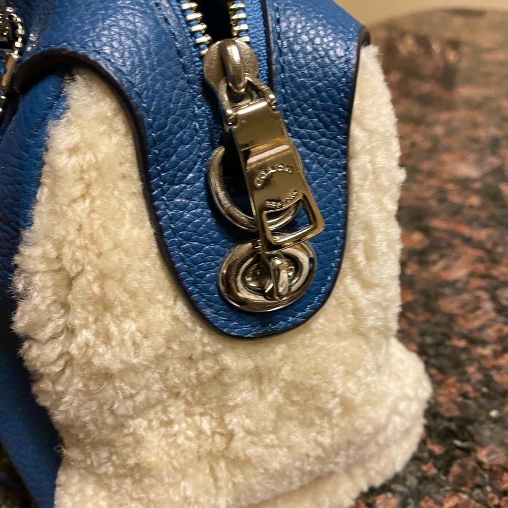 MINI BENNETT SATCHEL IN SHEARLING AND LEATHER (COACH F36689) - Picture 8 of 11